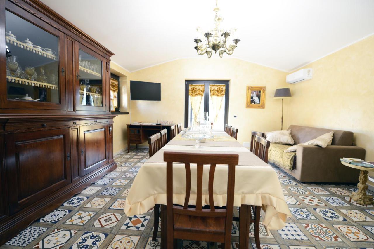 Domus Ansantica Villa Villamaina Kültér fotó