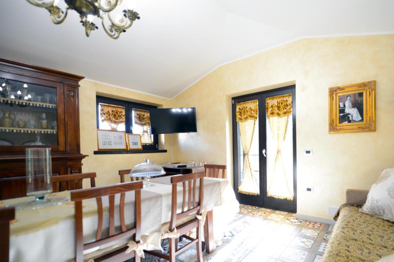 Domus Ansantica Villa Villamaina Kültér fotó